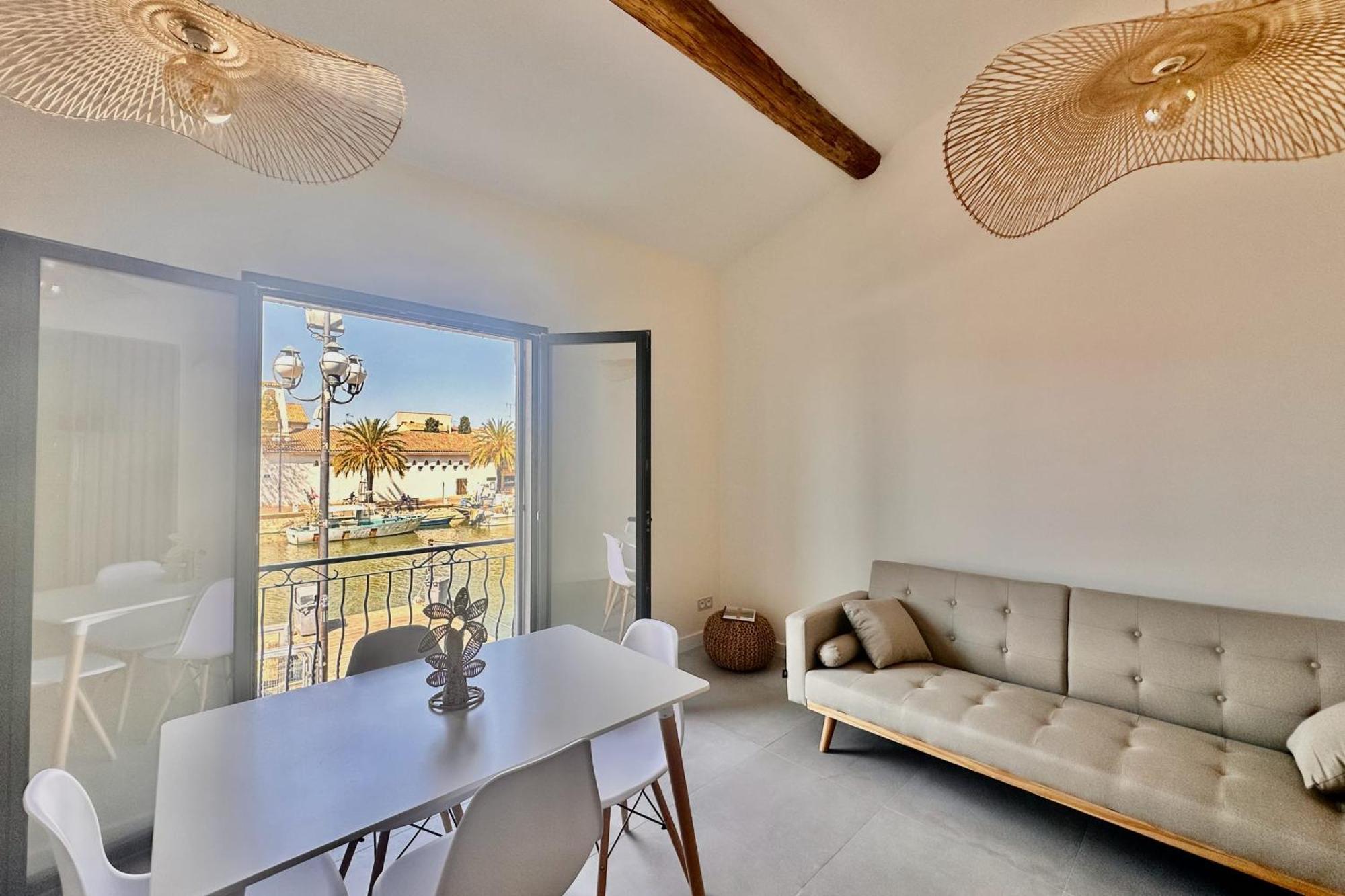 Les Palmiers - Appartement Une Chambre Vue Canal Le Grau-du-Roi Esterno foto